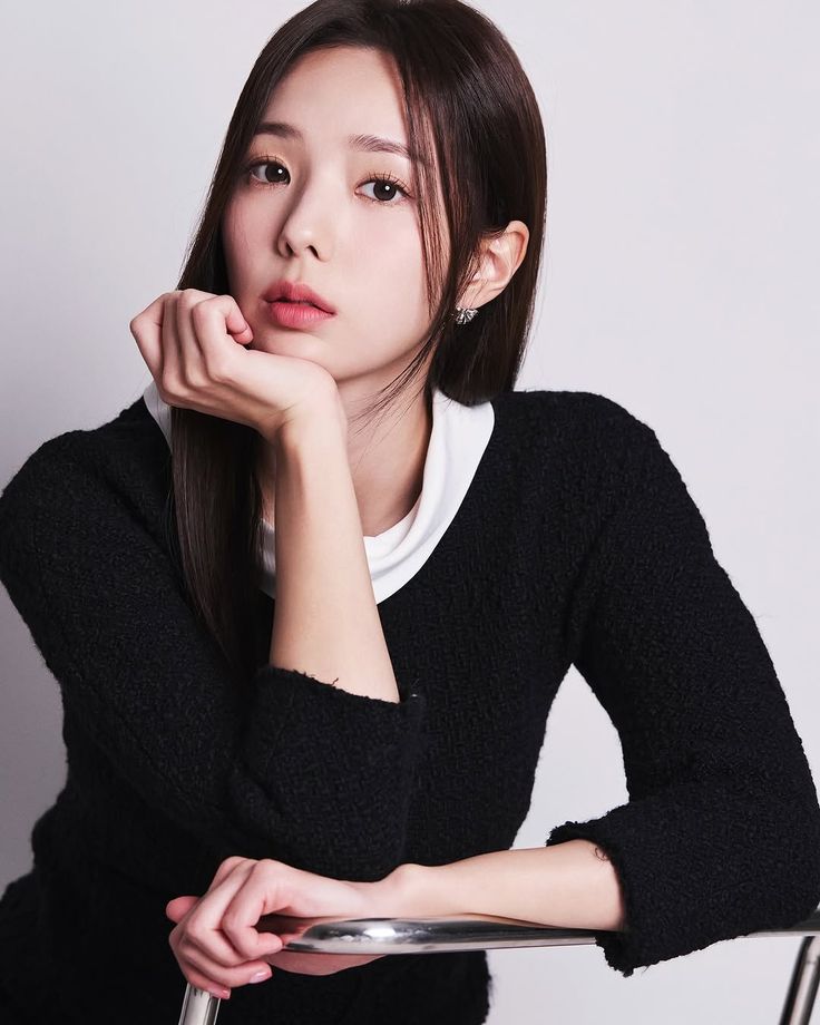 Chae Soo-bin (채수빈)